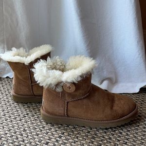 Short Ugg Boots